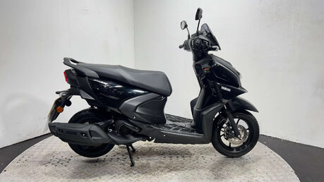 Yamaha Rayzr 125 2024 2K 125CC SCOOTER SERVICED 1
