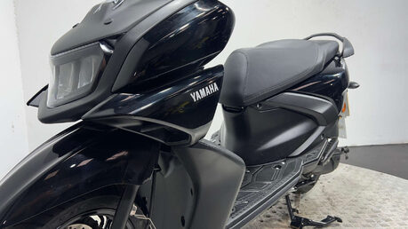 Yamaha Rayzr 125 2024 2K 125CC SCOOTER SERVICED 35