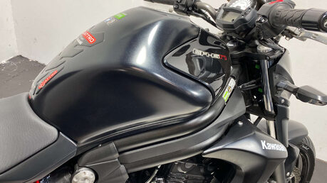 Kawasaki Er ER650 NAKED 2013 ONLY 5K A2 COMMUTER BIKE 29