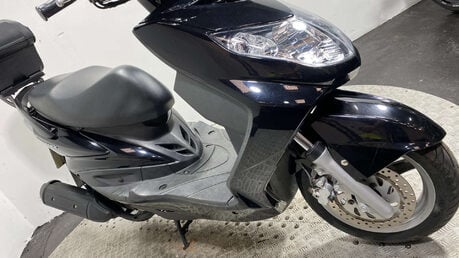 Yamaha Cy 2008 12K NEW MOT SERVICED 125CC SCOOTER 19