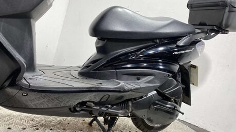 Yamaha Cy 2008 12K NEW MOT SERVICED 125CC SCOOTER 13
