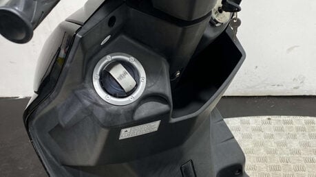 Yamaha Cy 2008 12K NEW MOT SERVICED 125CC SCOOTER 16