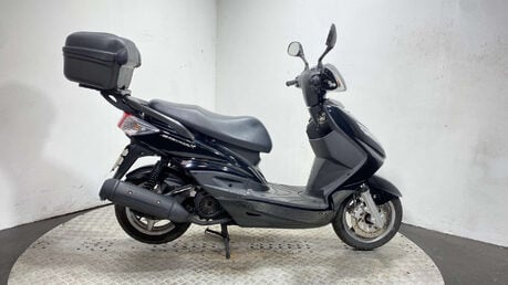 Yamaha Cy 2008 12K NEW MOT SERVICED 125CC SCOOTER 1