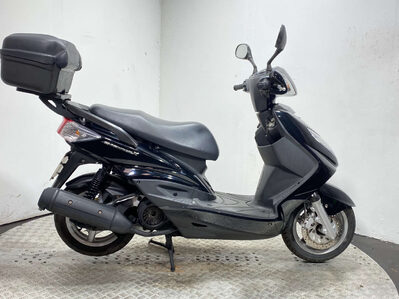 Yamaha Cy 2008 12K NEW MOT SERVICED 125CC SCOOTER