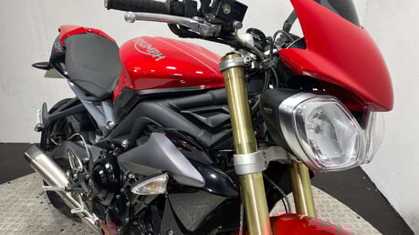 Triumph Street Triple OUTSTANDING CONDITION 2015 4K 23