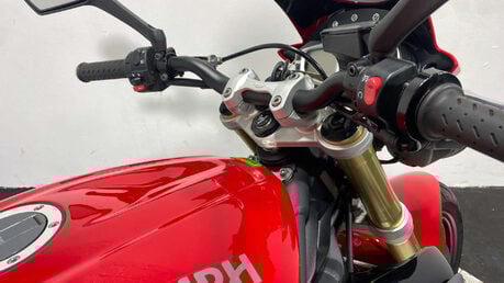 Triumph Street Triple OUTSTANDING CONDITION 2015 4K 25