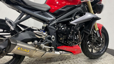 Triumph Street Triple OUTSTANDING CONDITION 2015 4K 15