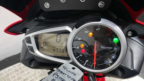 Triumph Street Triple OUTSTANDING CONDITION 2015 4K 26