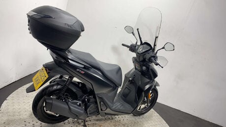 Voge SR 125 2025 44 MILES UNMARKED ROAD REGISTERED 125CC 3