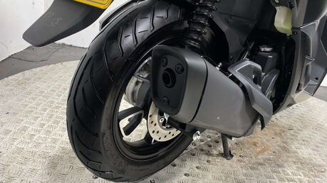 Voge SR 125 2025 44 MILES UNMARKED ROAD REGISTERED 125CC 9
