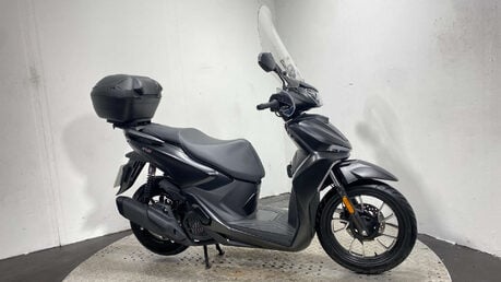 Voge SR 125 2025 44 MILES UNMARKED ROAD REGISTERED 125CC 31