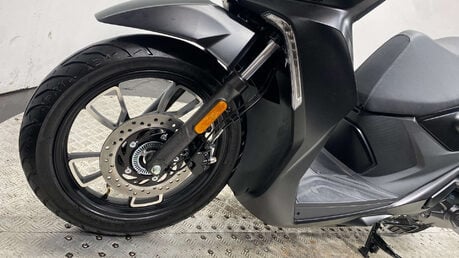 Voge SR 125 2025 44 MILES UNMARKED ROAD REGISTERED 125CC 35