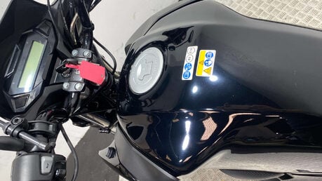 Honda CB 2024 only 659 miles serviced 125cc learner bike 48