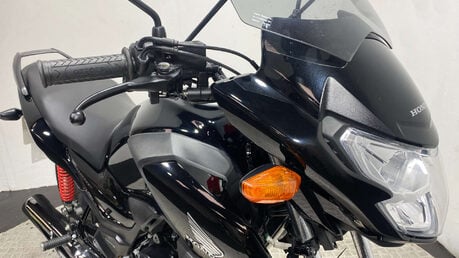 Honda CB 2024 only 659 miles serviced 125cc learner bike 24