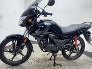 Honda CB 2024 only 659 miles serviced 125cc learner bike 34