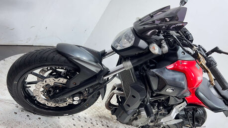 Yamaha MT-07 2014 29k NEW MOT SERVICED WARRANTY A2 700CC 24