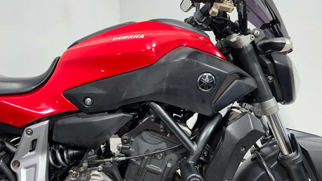 Yamaha MT-07 2014 29k NEW MOT SERVICED WARRANTY A2 700CC 18