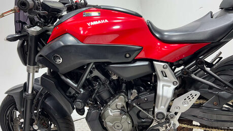 Yamaha MT-07 2014 29k NEW MOT SERVICED WARRANTY A2 700CC 34