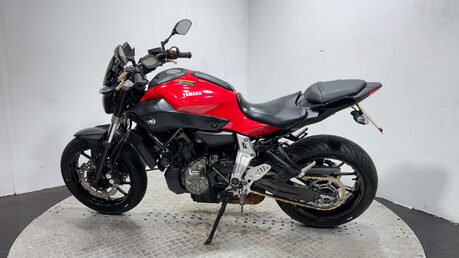Yamaha MT-07 2014 29k NEW MOT SERVICED WARRANTY A2 700CC 40