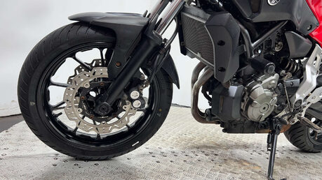 Yamaha MT-07 2014 29k NEW MOT SERVICED WARRANTY A2 700CC 25
