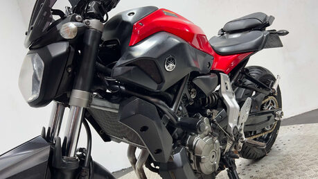 Yamaha MT-07 2014 29k NEW MOT SERVICED WARRANTY A2 700CC 27