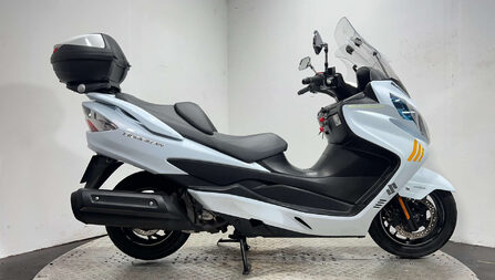 Suzuki Burgman 2016 19K NEW MOT, SERVICED, WARRANTY MAXI SCOOTER