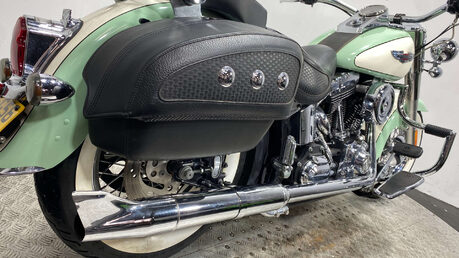 Harley-Davidson Softail Heritge 1584 2007 15k custom stunner new MOT 8