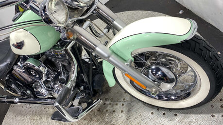 Harley-Davidson Softail Heritge 1584 2007 15k custom stunner new MOT 18
