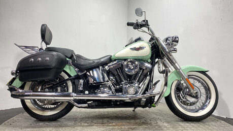Harley-Davidson Softail Heritge 1584 2007 15k custom stunner new MOT 1