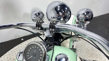 Harley-Davidson Softail Heritge 1584 2007 15k custom stunner new MOT 23
