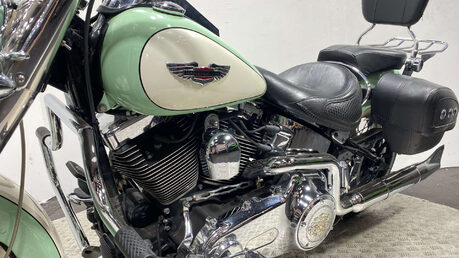 Harley-Davidson Softail Heritge 1584 2007 15k custom stunner new MOT 34