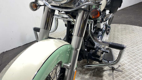 Harley-Davidson Softail Heritge 1584 2007 15k custom stunner new MOT 31