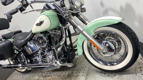 Harley-Davidson Softail Heritge 1584 2007 15k custom stunner new MOT 16