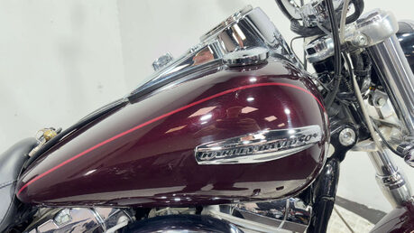 Harley-Davidson Dyna SUPER GLIDE 1584 2007 11K NEW MOT 10