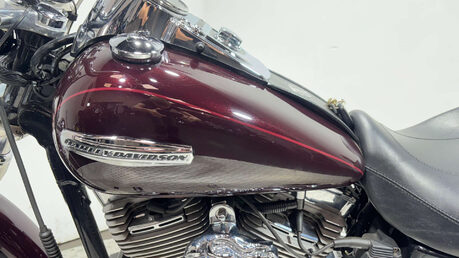 Harley-Davidson Dyna SUPER GLIDE 1584 2007 11K NEW MOT 11