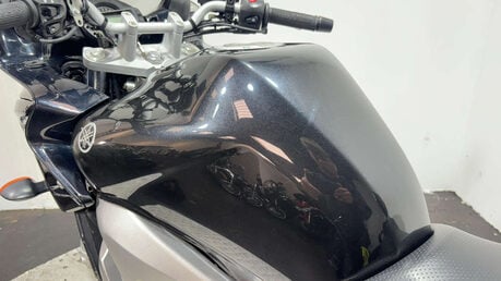 Yamaha FZ 600 2007 new MOT serviced full luggage 600cc 12