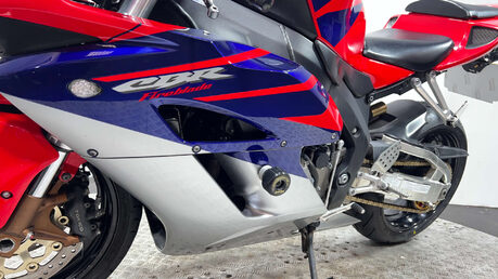 Honda CBR 2006 RR6 33K SERVICED 1000CC SPORT BIKE 42