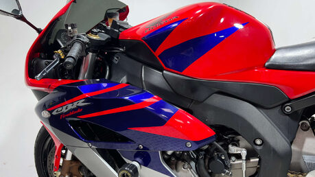 Honda CBR 2006 RR6 33K SERVICED 1000CC SPORT BIKE 52