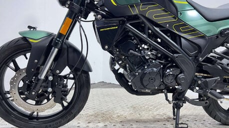 Benelli Leoncino 125 ONLY 3K NEW MOT SERVICED 125CC RETRO 39
