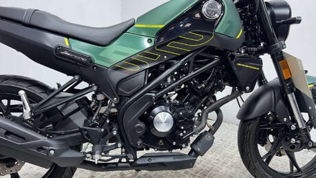 Benelli Leoncino 125 ONLY 3K NEW MOT SERVICED 125CC RETRO 19