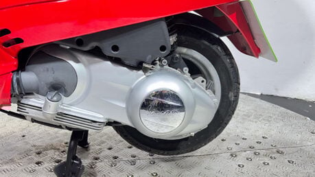 Piaggio Vespa 2010 3K NEW MOT SERVICED 125CC SCOOTER 9