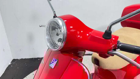 Piaggio Vespa 2010 3K NEW MOT SERVICED 125CC SCOOTER 27