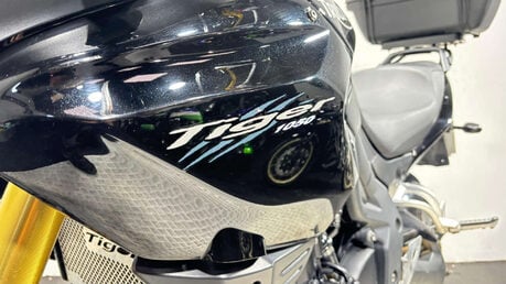 Triumph Tiger 2011 29K NEW MOT SERVICED WARRANTY 18