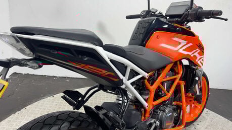 KTM 390 DUKE ONLY 8K SERVICED, WARRANTY, SUPERMOTO 390CC A2 12