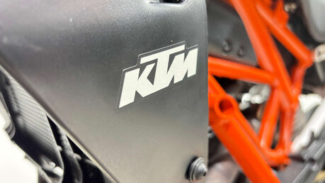 KTM 390 DUKE ONLY 8K SERVICED, WARRANTY, SUPERMOTO 390CC A2 42