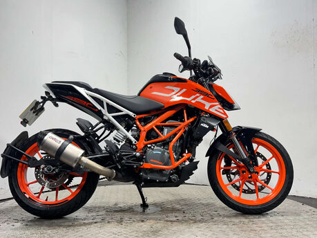 KTM 390 DUKE ONLY 8K SERVICED, WARRANTY, SUPERMOTO 390CC A2