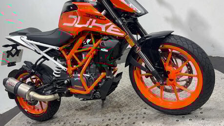 KTM 390 DUKE ONLY 8K SERVICED, WARRANTY, SUPERMOTO 390CC A2 14
