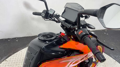 KTM 390 DUKE ONLY 8K SERVICED, WARRANTY, SUPERMOTO 390CC A2 27