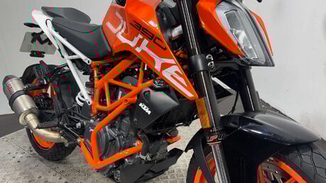 KTM 390 DUKE ONLY 8K SERVICED, WARRANTY, SUPERMOTO 390CC A2 16