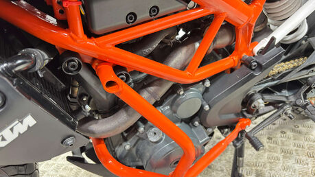 KTM 390 DUKE ONLY 8K SERVICED, WARRANTY, SUPERMOTO 390CC A2 29
